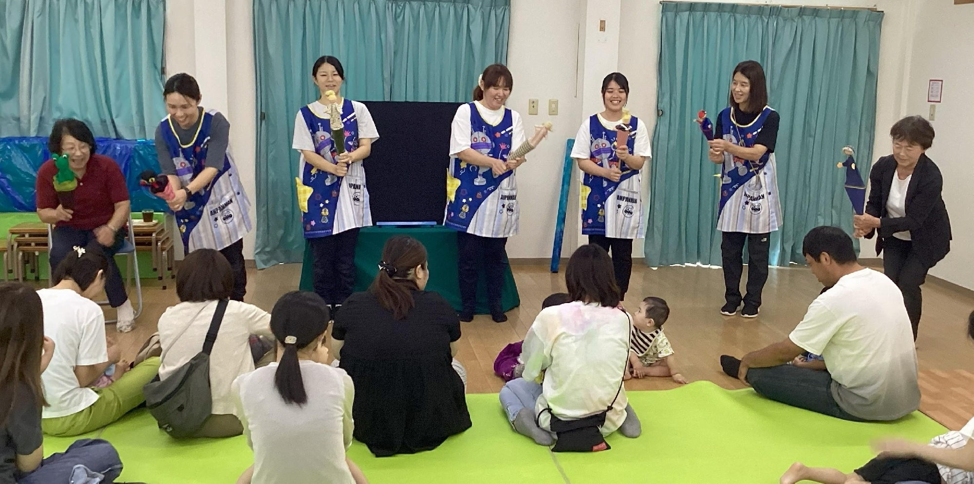 0・1歳児クラスのおはなし会を行いました🌟